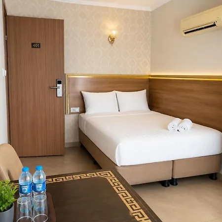 Hotel Real Life 3*