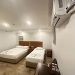 Hotel Real Life