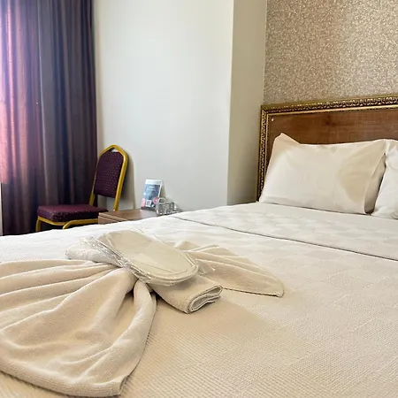 Hotel Real Life 2*
