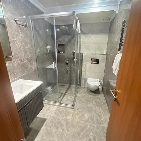 ريال لايف اسطنبول