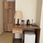 Hotel Real Life
