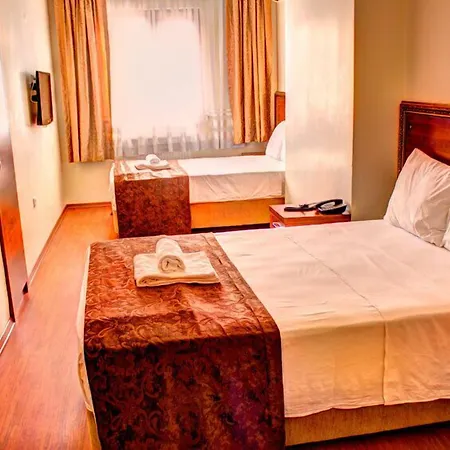 Real Life Otel 3*